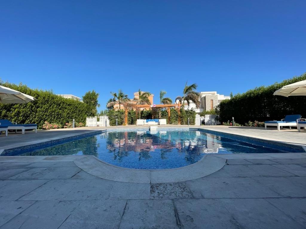 Luxury Villa With Pool In Hurghada Bagian luar foto