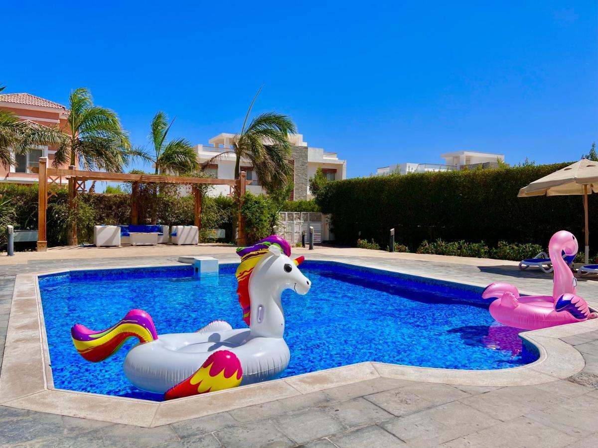 Luxury Villa With Pool In Hurghada Bagian luar foto