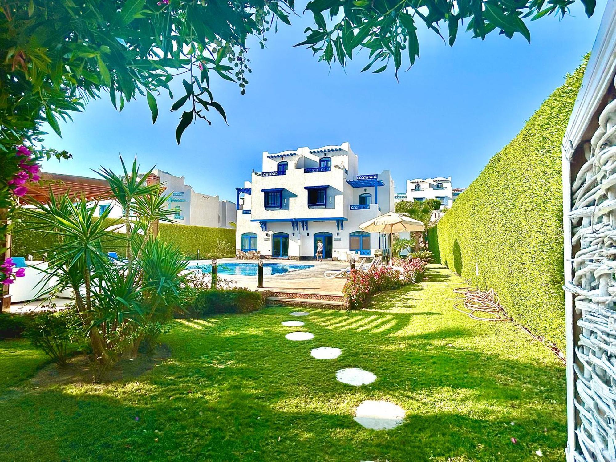 Luxury Villa With Pool In Hurghada Bagian luar foto