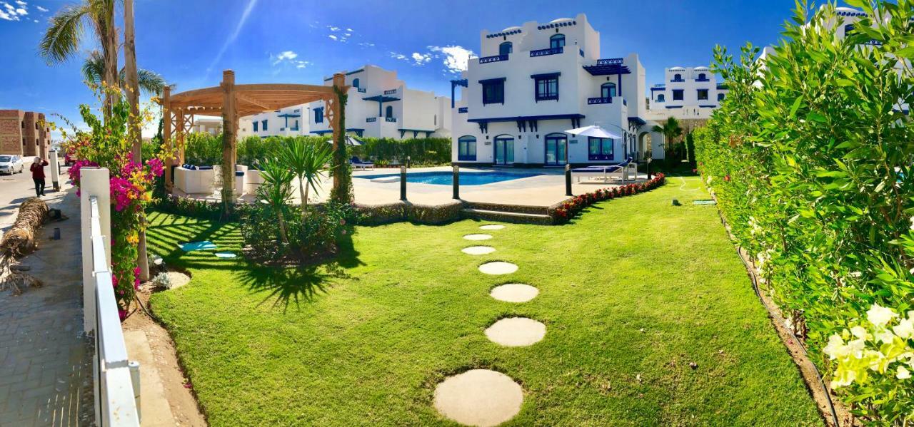 Luxury Villa With Pool In Hurghada Bagian luar foto